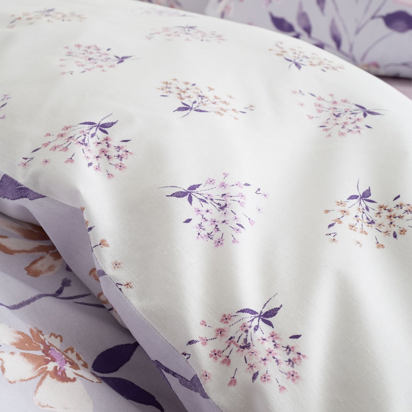 Catherine Lansfield Isadora Lilac Floral Reversible Duvet Set