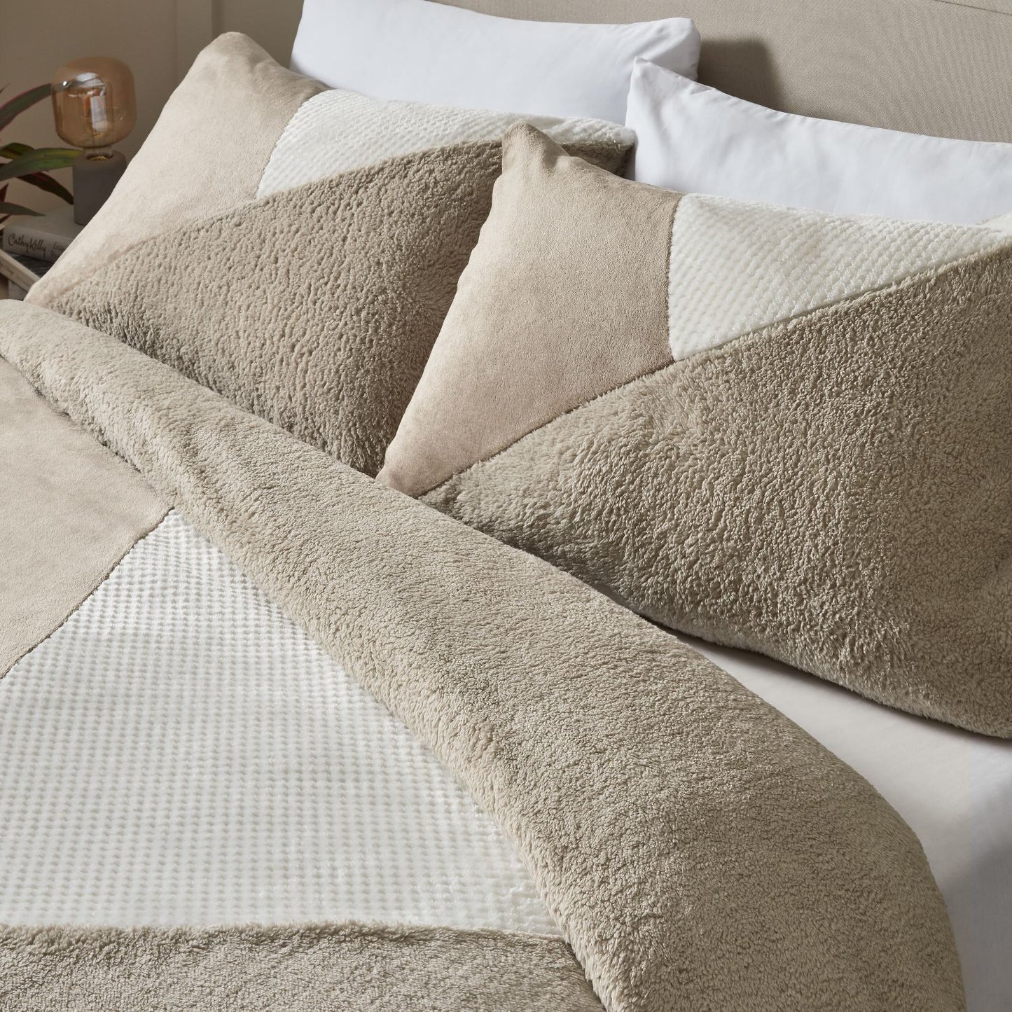 Catherine Lansfield Cosy Larsson Geo Natural Fleece Duvet Set