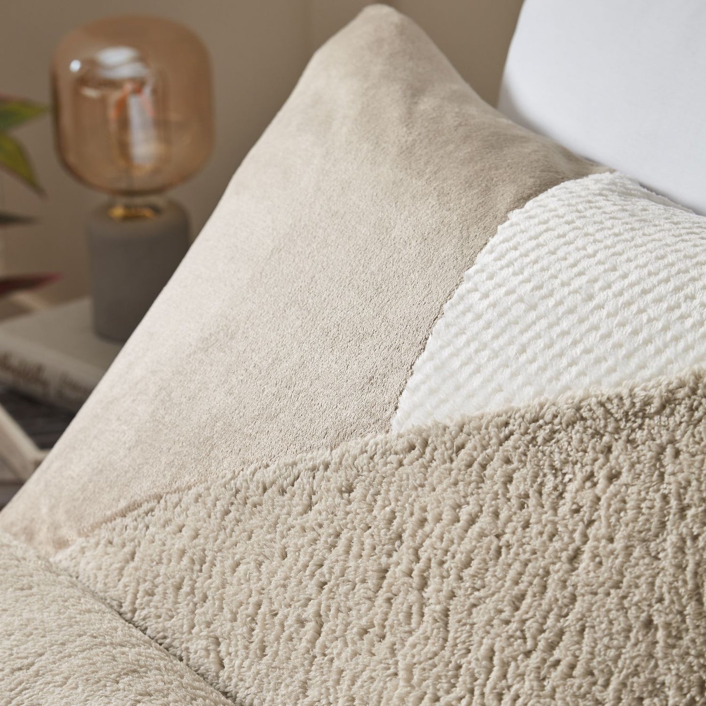 Catherine Lansfield Cosy Larsson Geo Natural Fleece Duvet Set