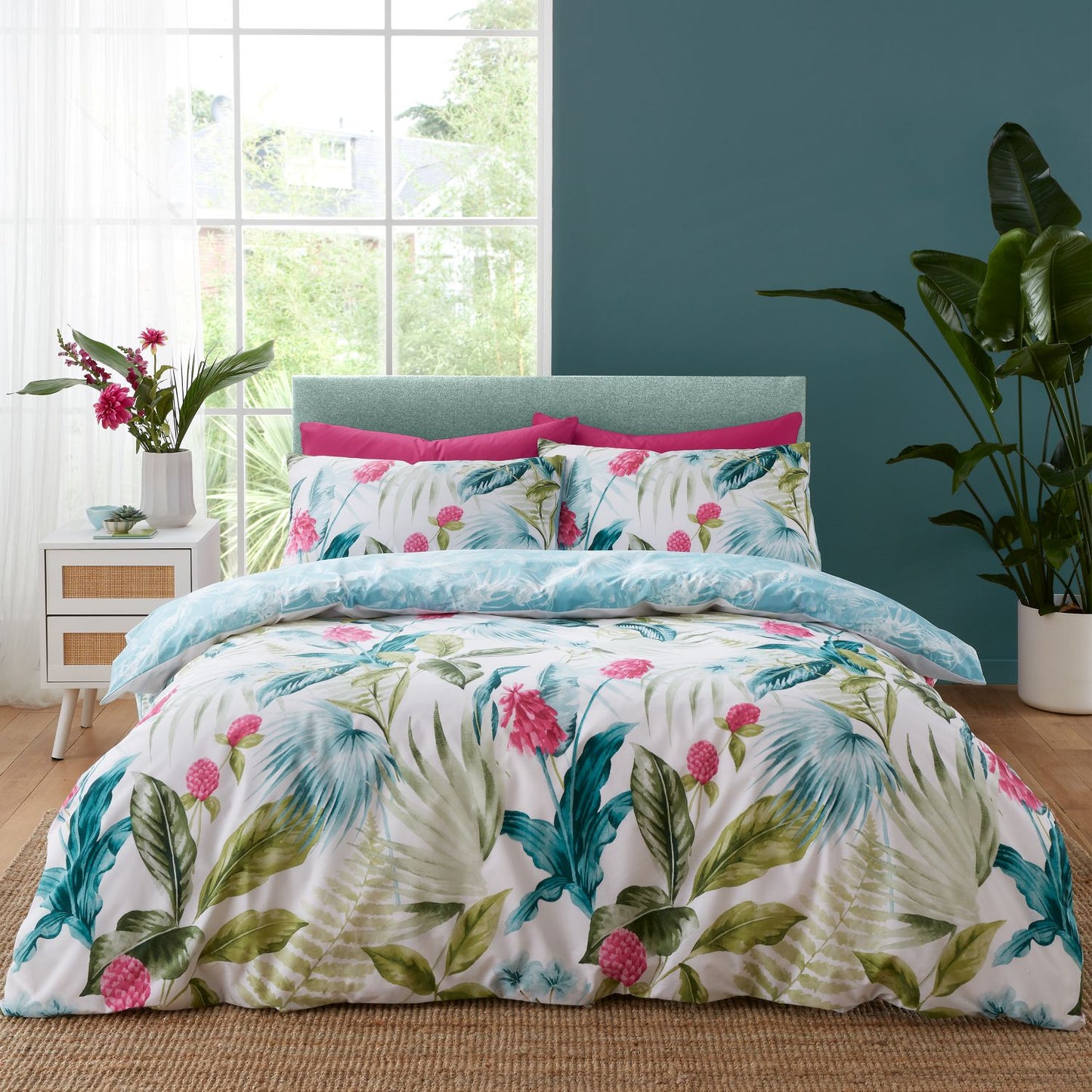 Catherine Lansfield Aruba Green Tropical Floral Reversible Duvet Set