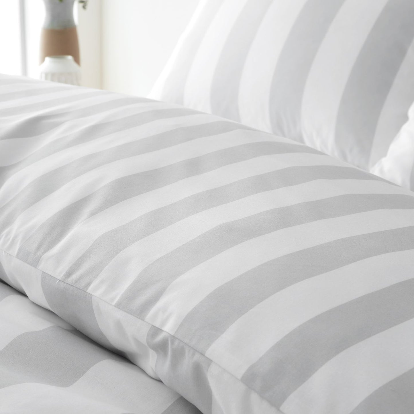 Catherine Lansfield Cove Stripe Grey Reversible Duvet Set
