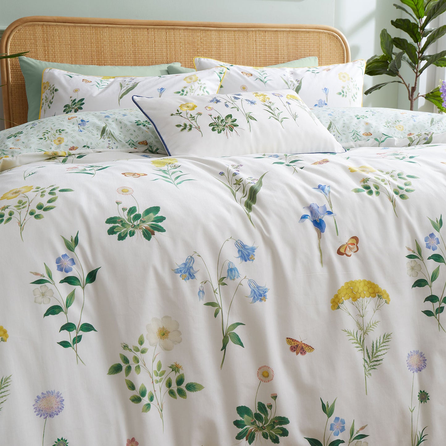 RHS Botanical Cottage Garden 200TC Cotton Duvet Set