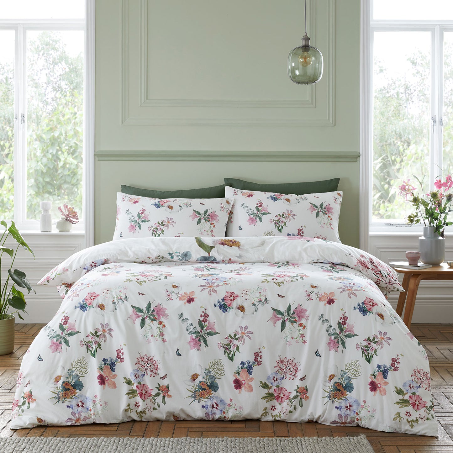 RHS Exotic Garden White 200TC Cotton Duvet Set