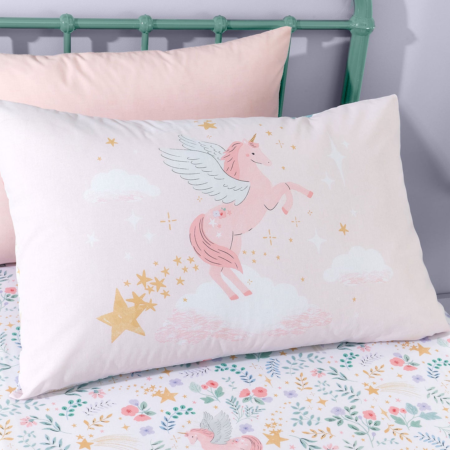 Catherine Lansfield Fairytale Unicorn Reversible Duvet Set