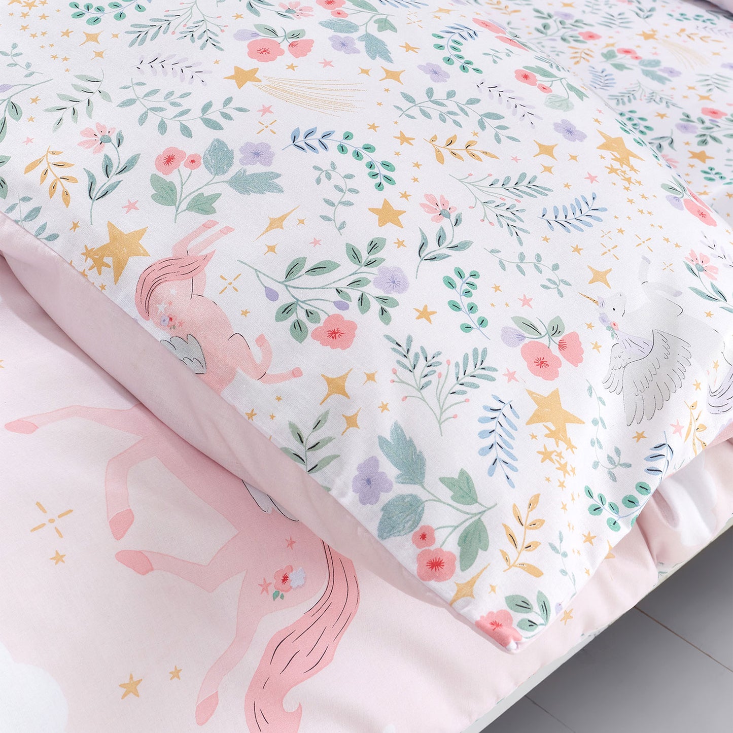 Catherine Lansfield Fairytale Unicorn Reversible Duvet Set