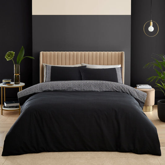 Catherine Lansfield Artemis Black Greek Key Duvet Set