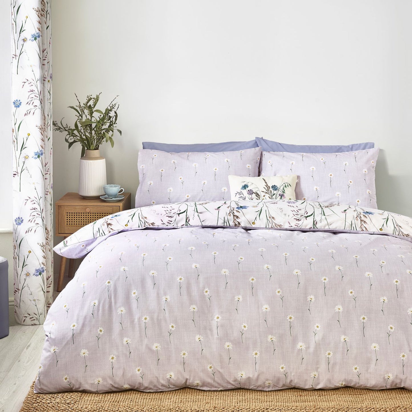Catherine Lansfield Grasmere Lilac Floral Reversible Duvet Set