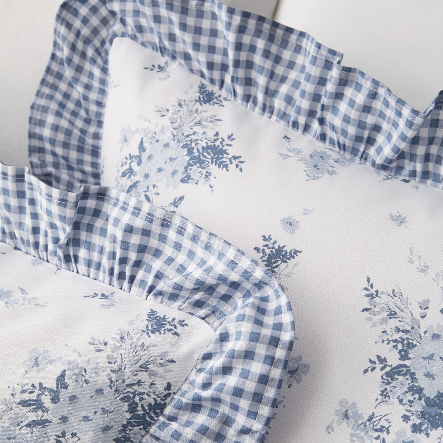 Catherine Lansfield Lucie Floral Frill Reversible Duvet Set