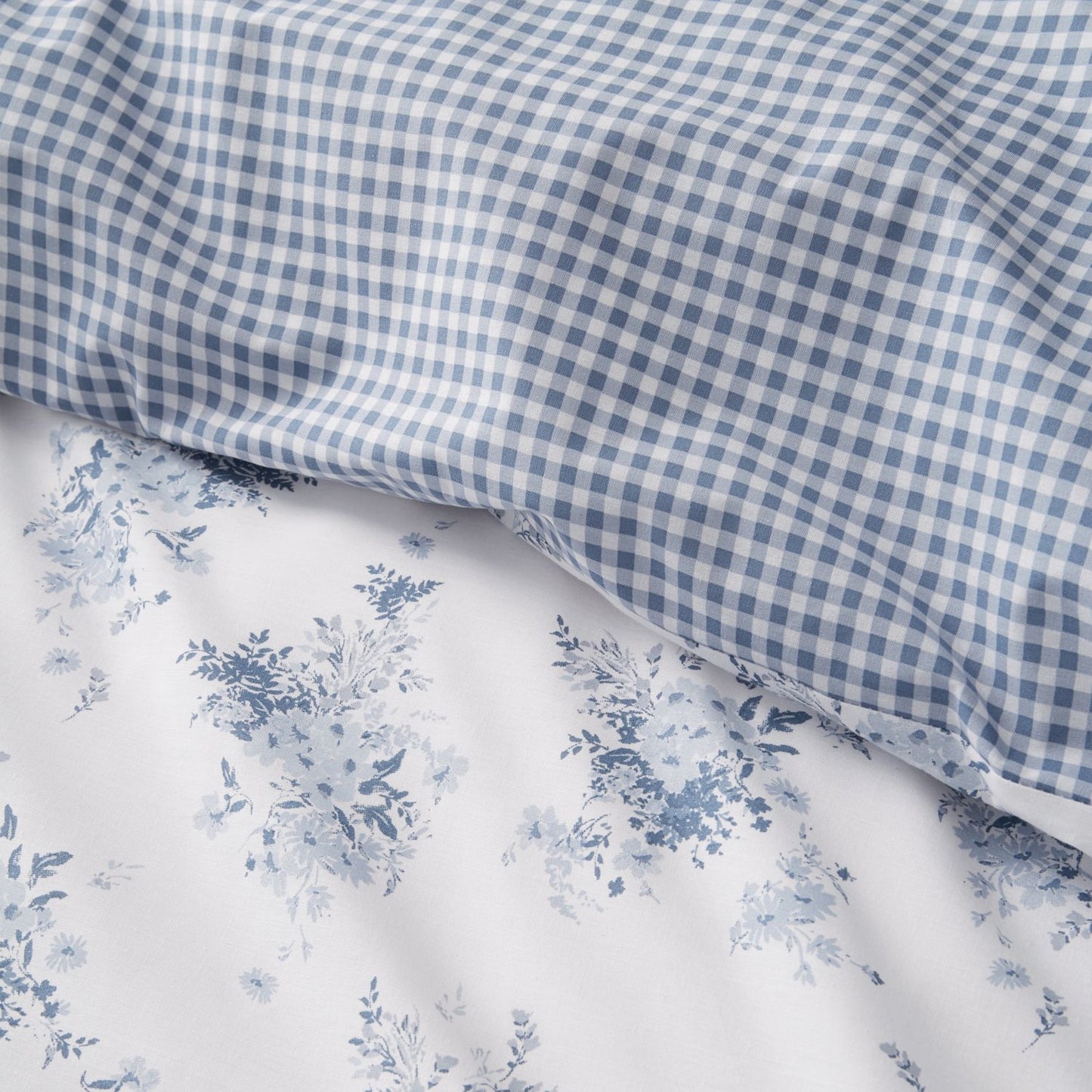 Catherine Lansfield Lucie Floral Frill Reversible Duvet Set