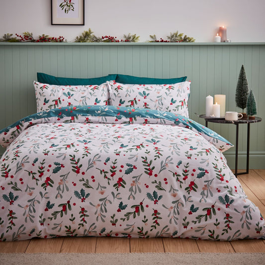 Catherine Lansfield Brushed Cotton Christmas Holly and Mistletoe Duvet Set