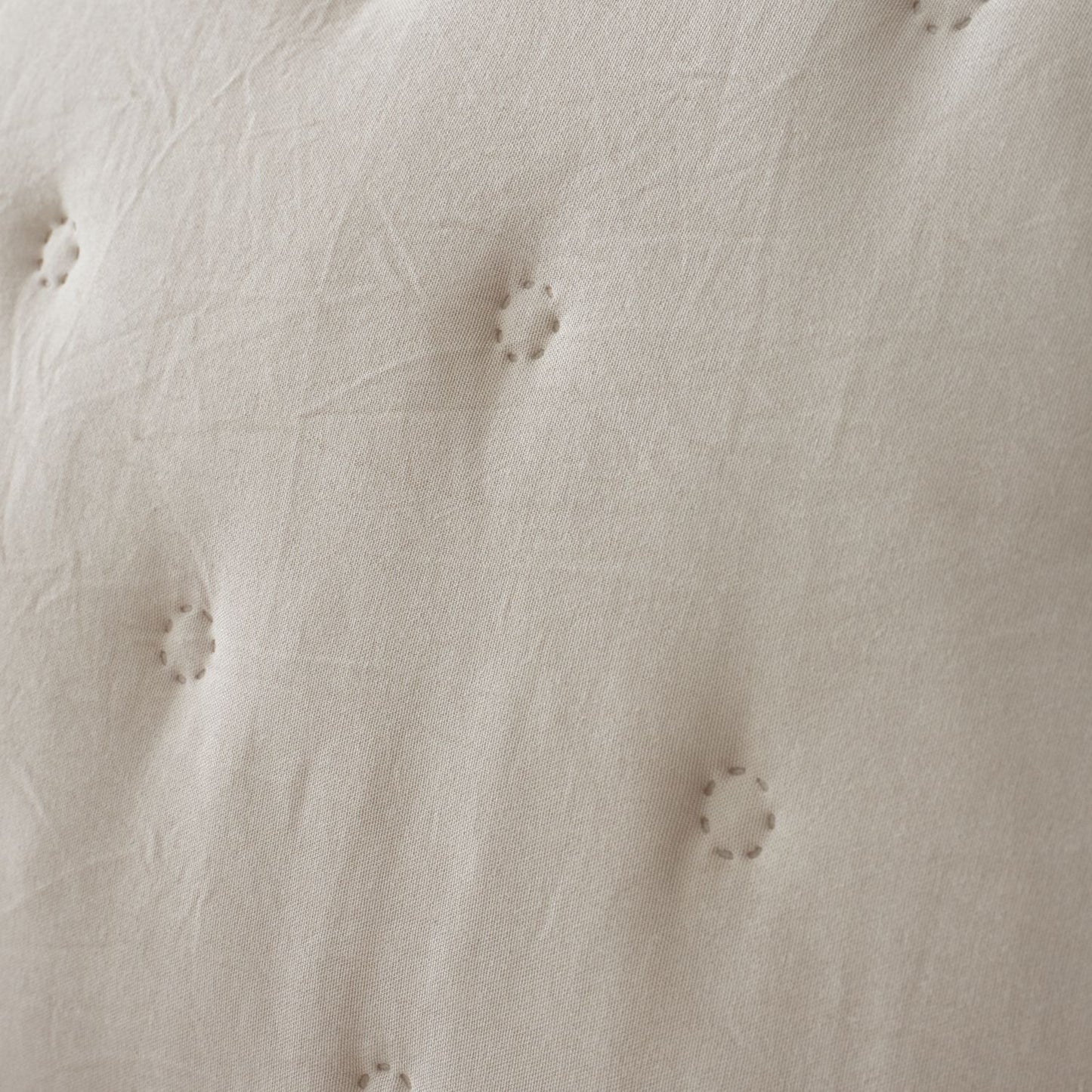 Catherine Lansfield Cosy Nori Cream Sherpa Fleece Bedspread