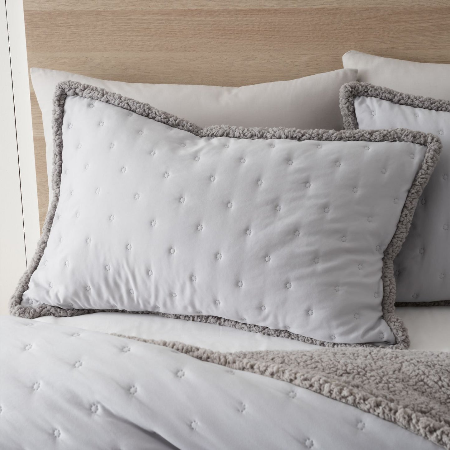 Catherine Lansfield Cosy Nori Soft Sherpa Fleece Silver Duvet Set