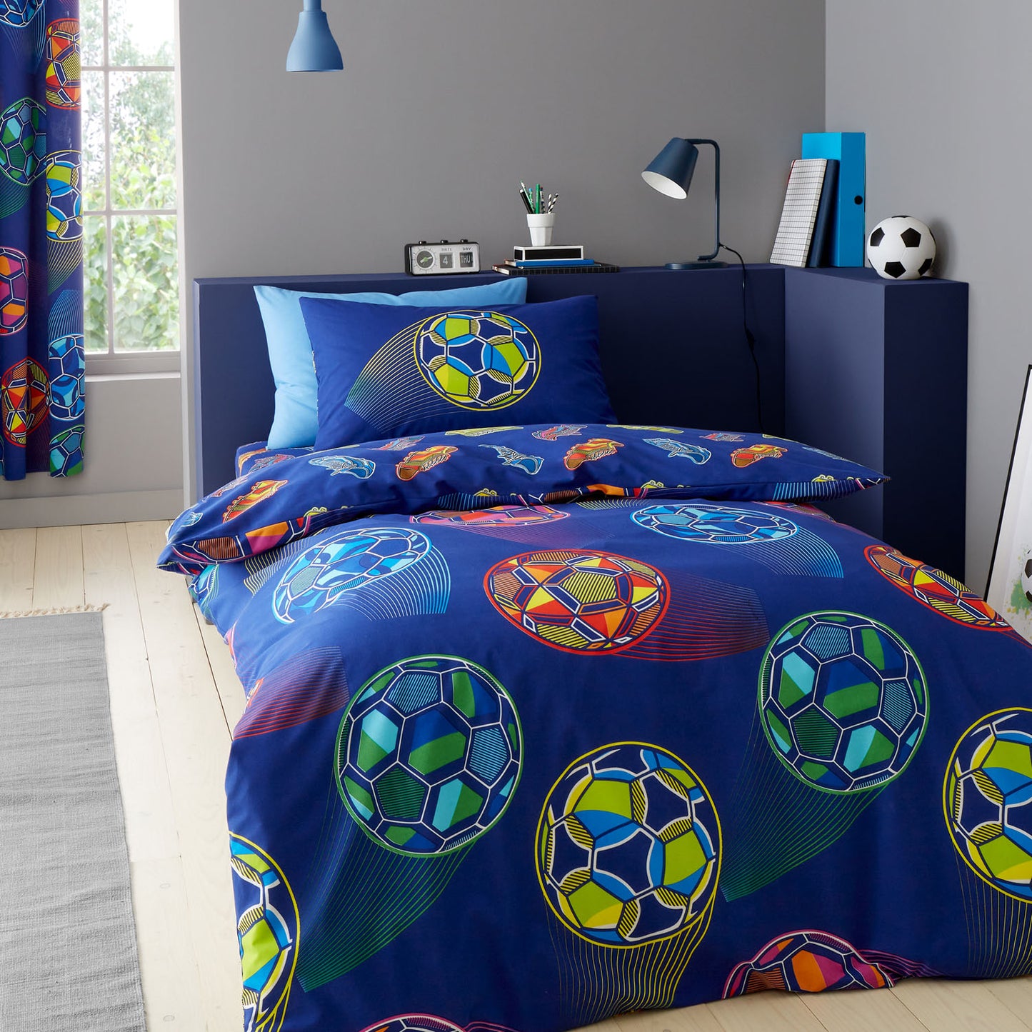 Catherine Lansfield Navy Blue Bright Football Reversible Duvet Set