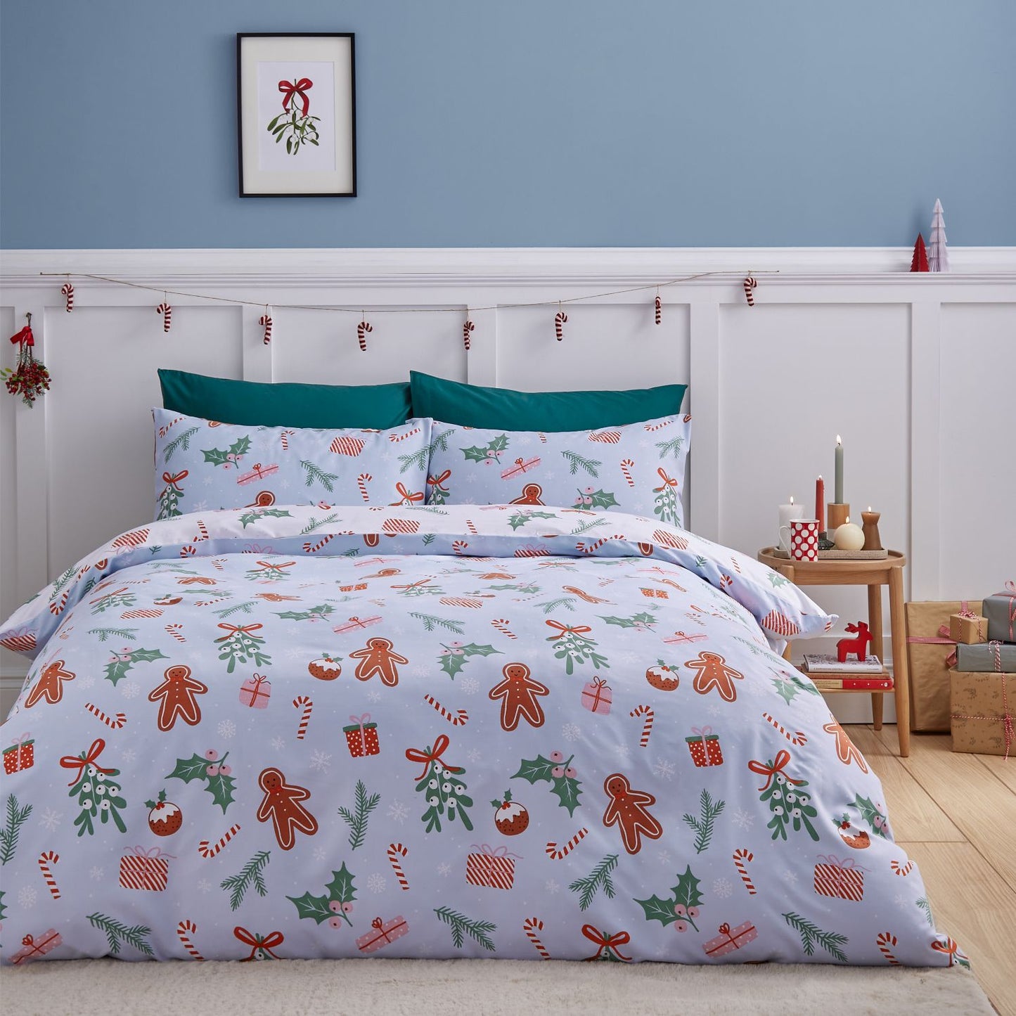 Catherine Lansfield Christmas Gingerbread So Soft Reversible Duvet Set