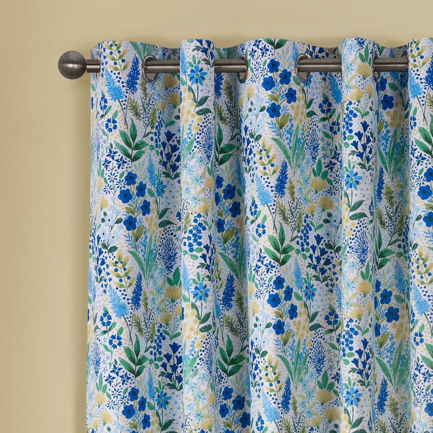 Catherine Lansfield Tilly Blue Floral Fully Reversible Eyelet Curtains