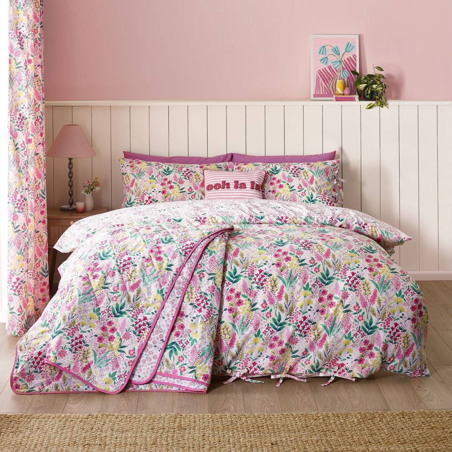 Catherine Lansfield Tilly Pink Floral Reversible Duvet Set