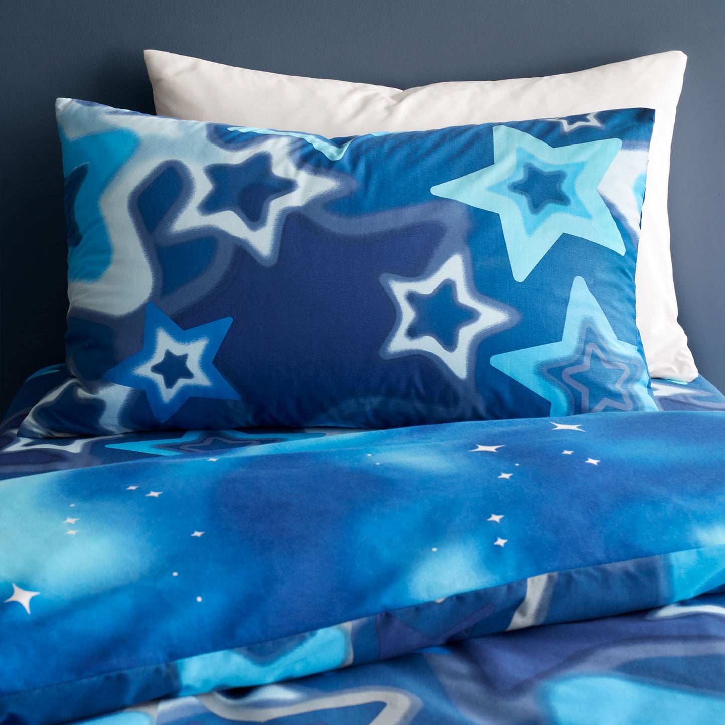 Catherine Lansfield Ombre Stars Blue Reversible Duvet Set