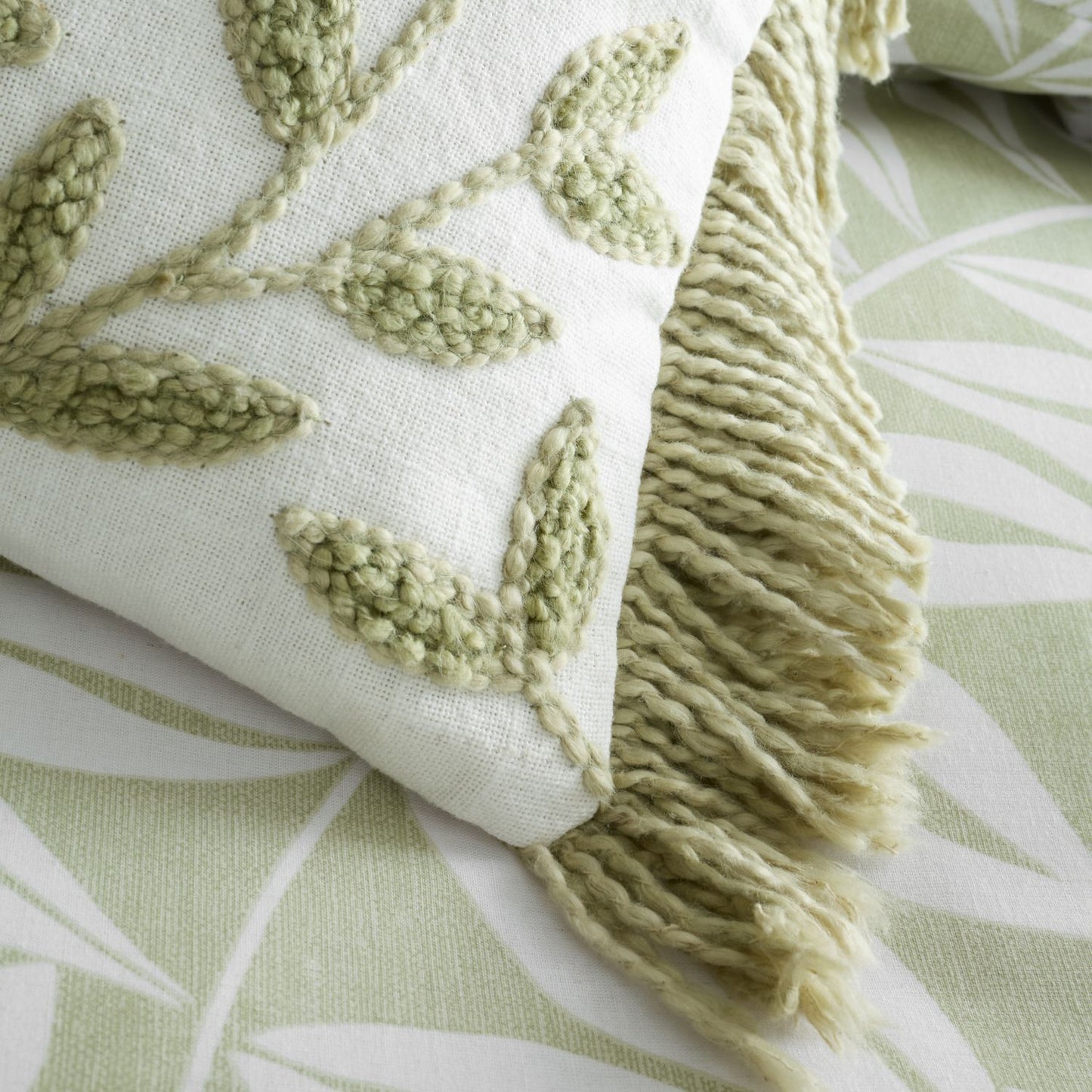 Catherine Lansfield Sorrel Leaves Green Tufted Cotton Cushion