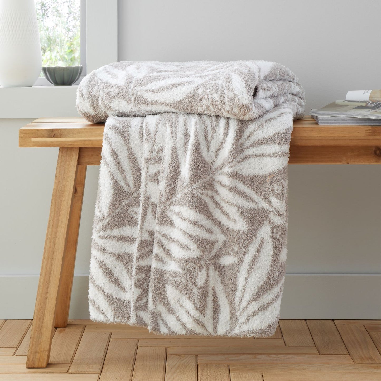 Catherine Lansfield So Soft Sorrel Leaves Natural Blanket Throw