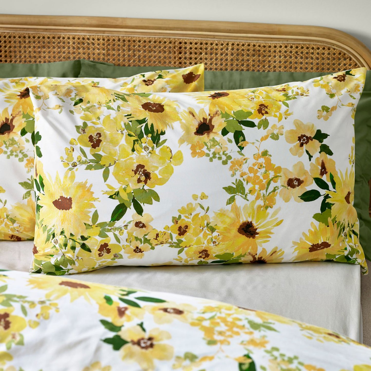 Catherine Lansfield Sunflowers Reversible Duvet Set