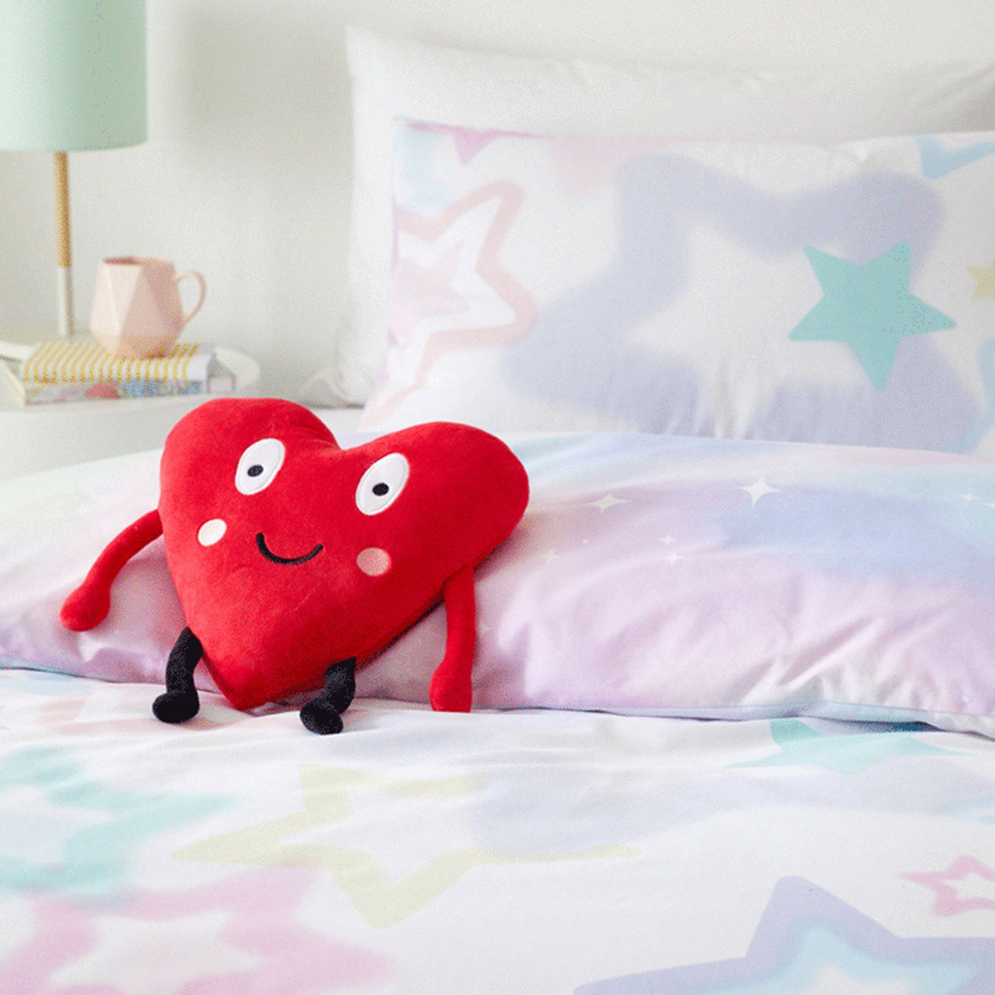 Catherine Lansfield Forever Together Sweet Hearts Magnetic Hands Cushions