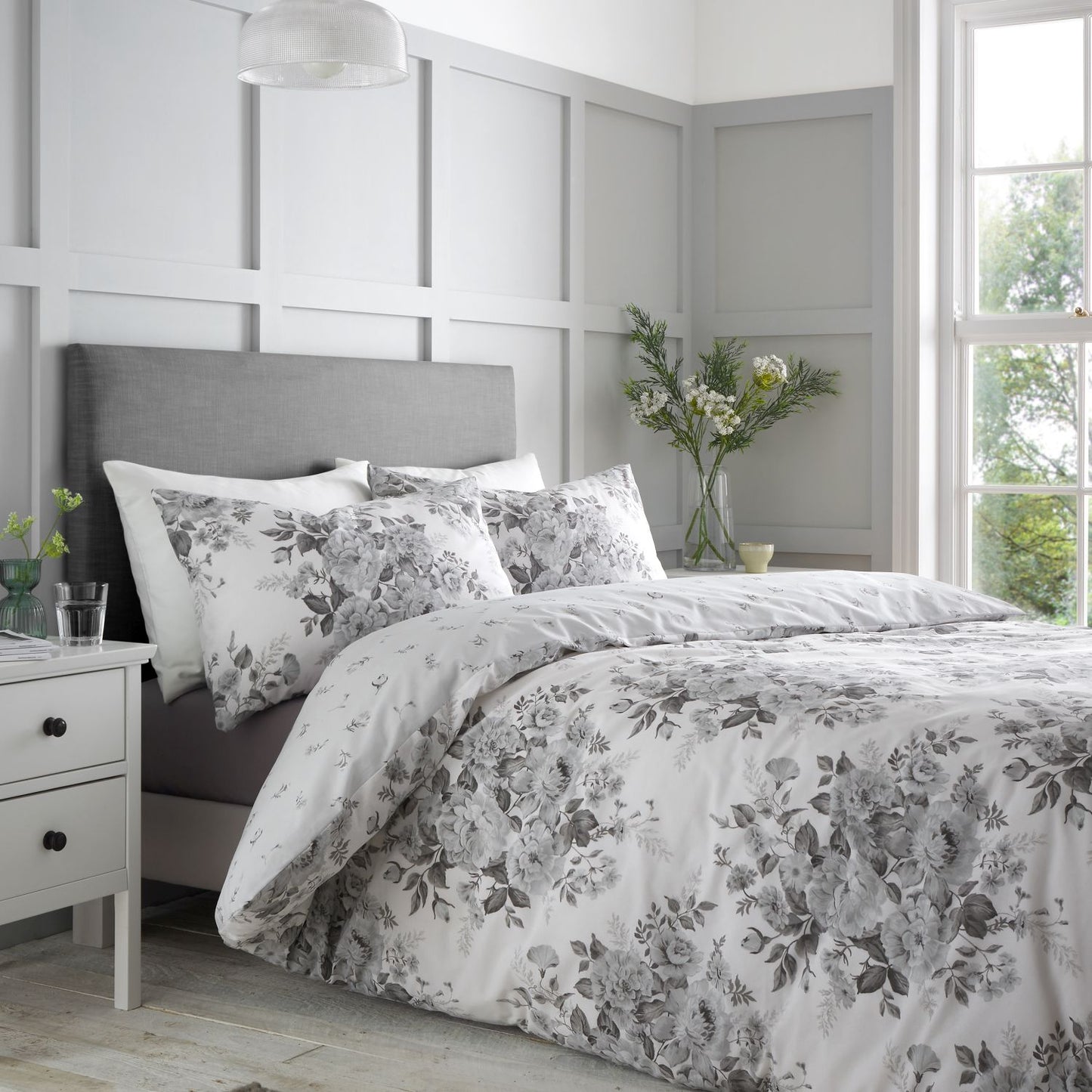 Catherine Lansfield Elinda Grey Floral Reversible Duvet Set