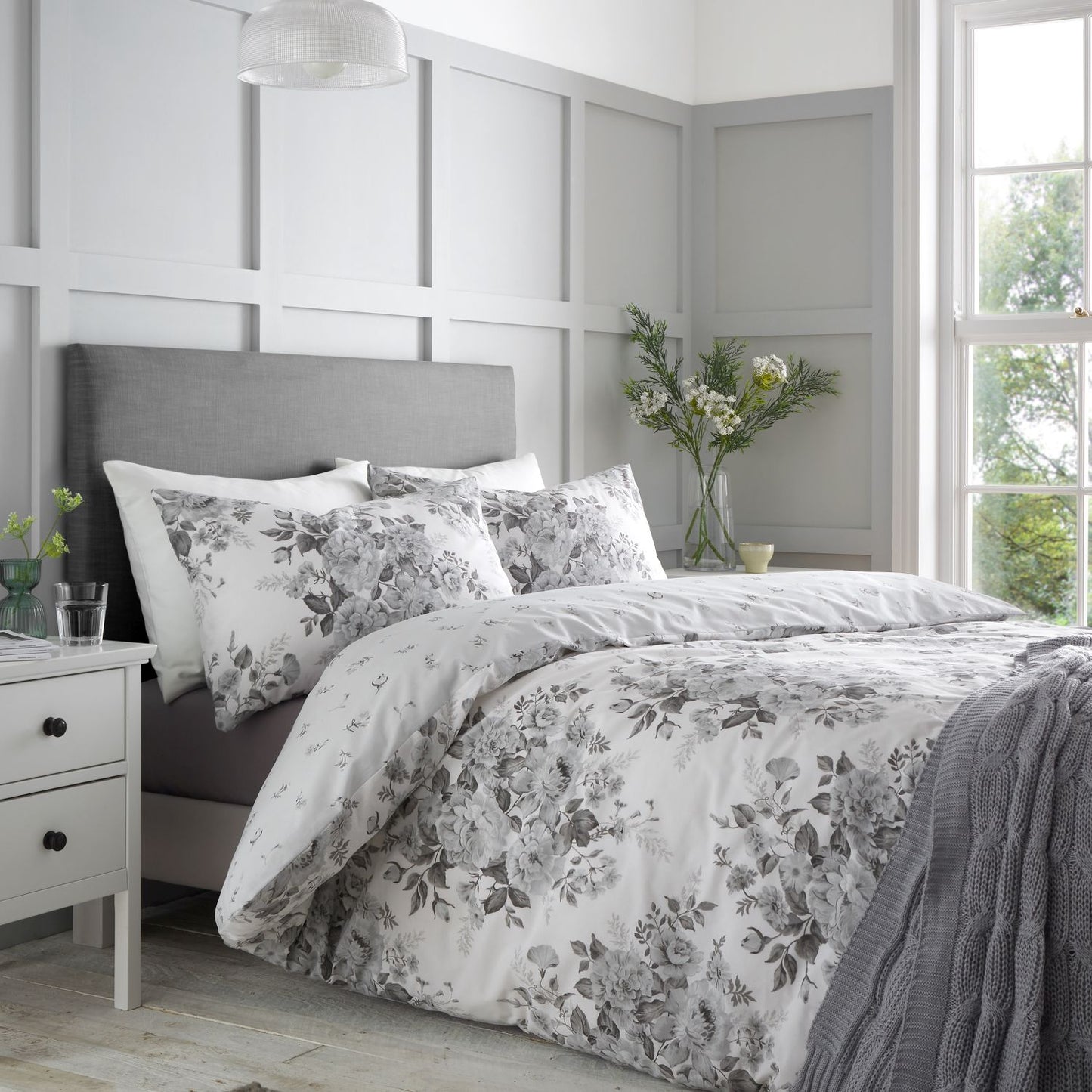 Catherine Lansfield Elinda Grey Floral Reversible Duvet Set