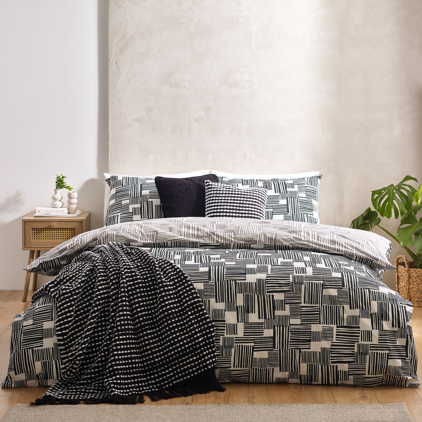 Catherine Lansfield Blocks Black Reversible Duvet Set