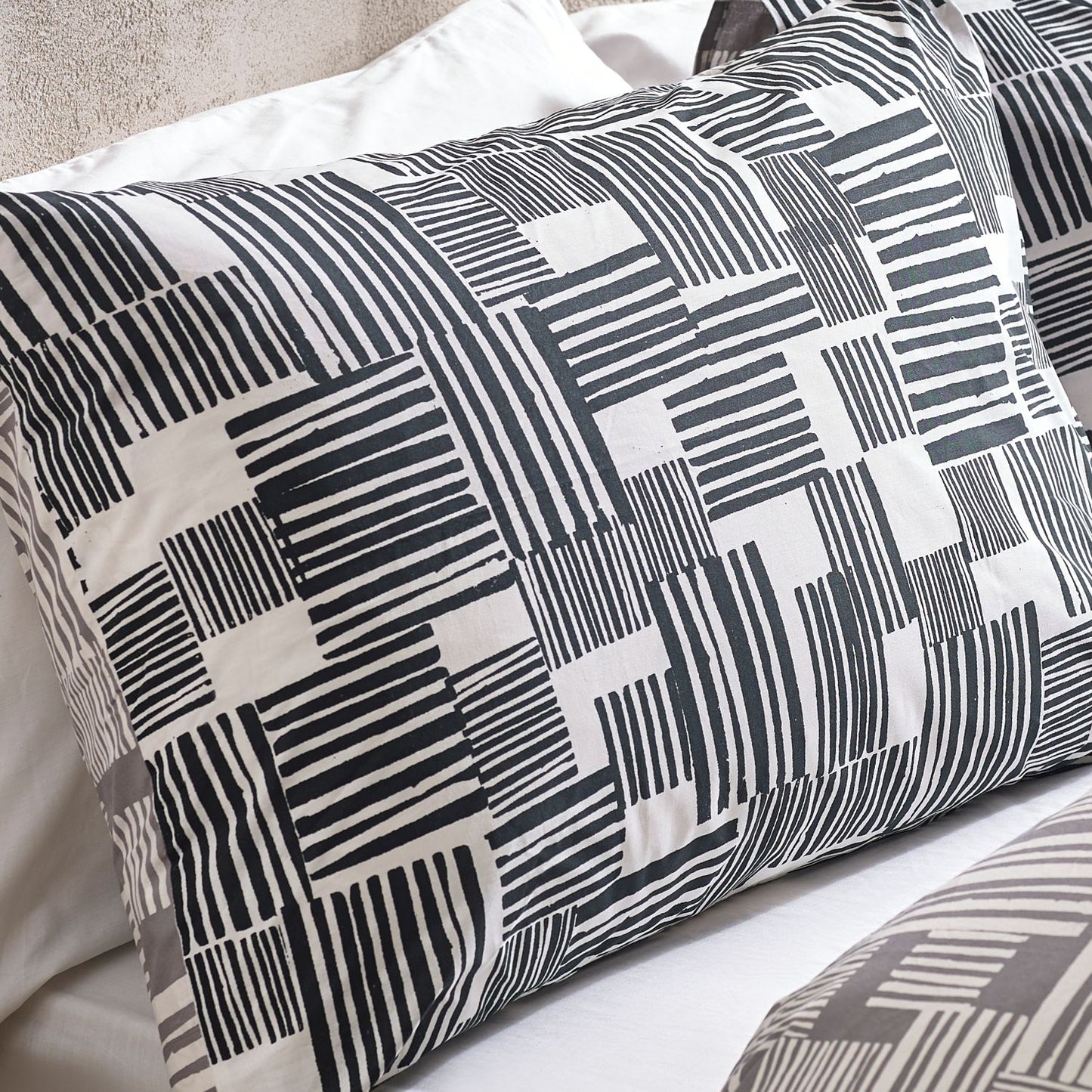 Catherine Lansfield Blocks Black Reversible Duvet Set