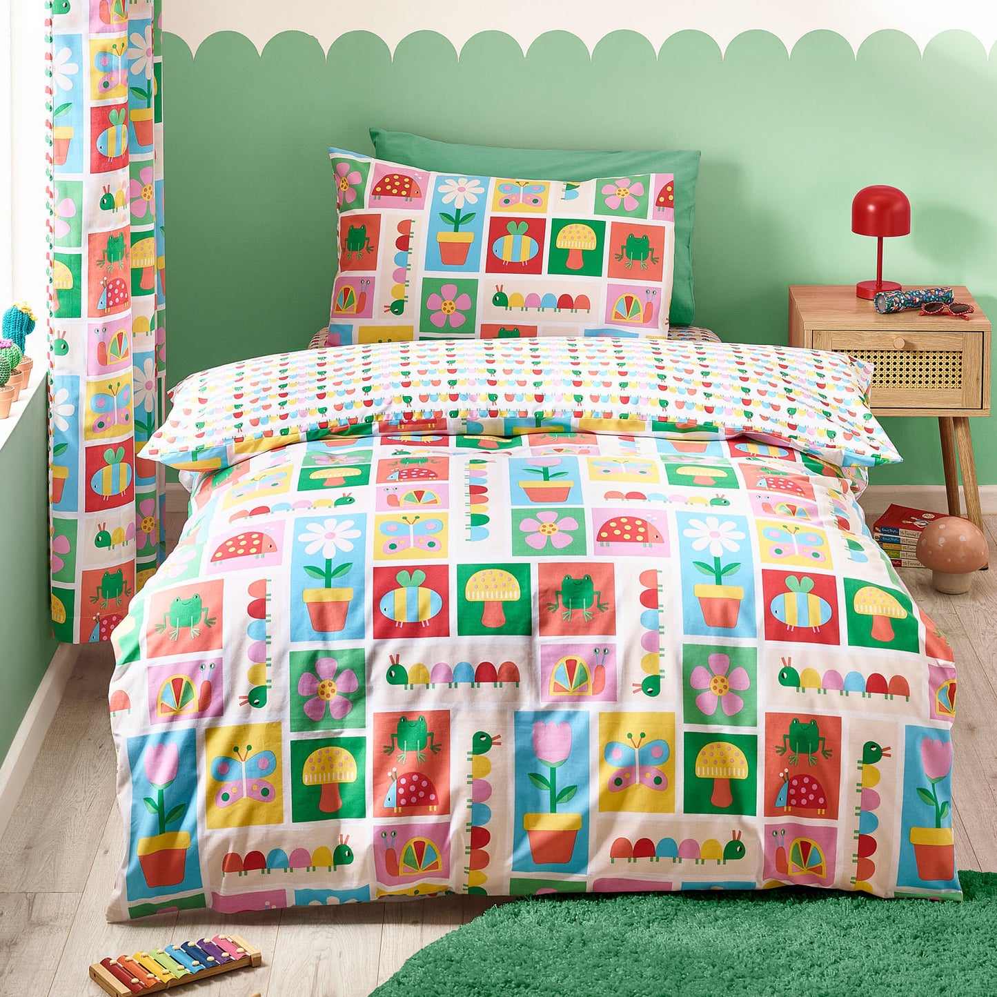 Catherine Lansfield Curious Caterpillar Reversible Duvet Set