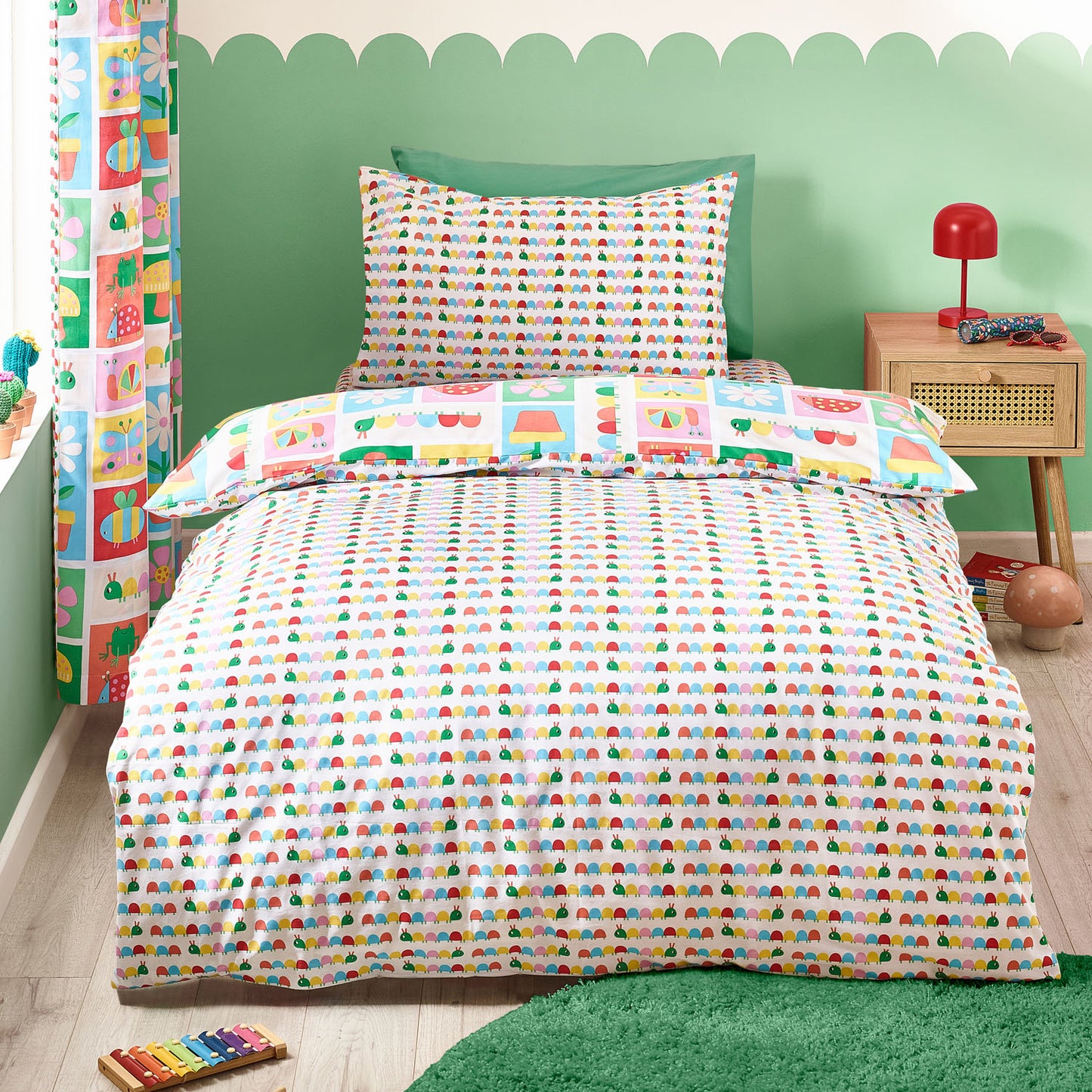 Catherine Lansfield Curious Caterpillar Reversible Duvet Set