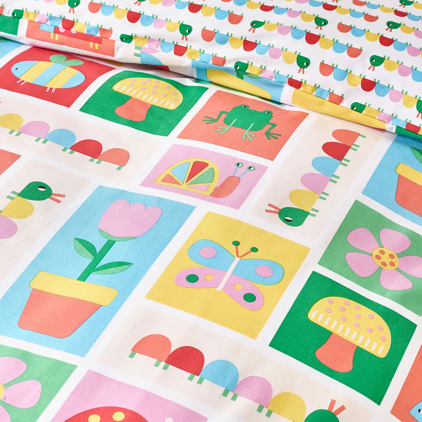 Catherine Lansfield Curious Caterpillar Reversible Duvet Set