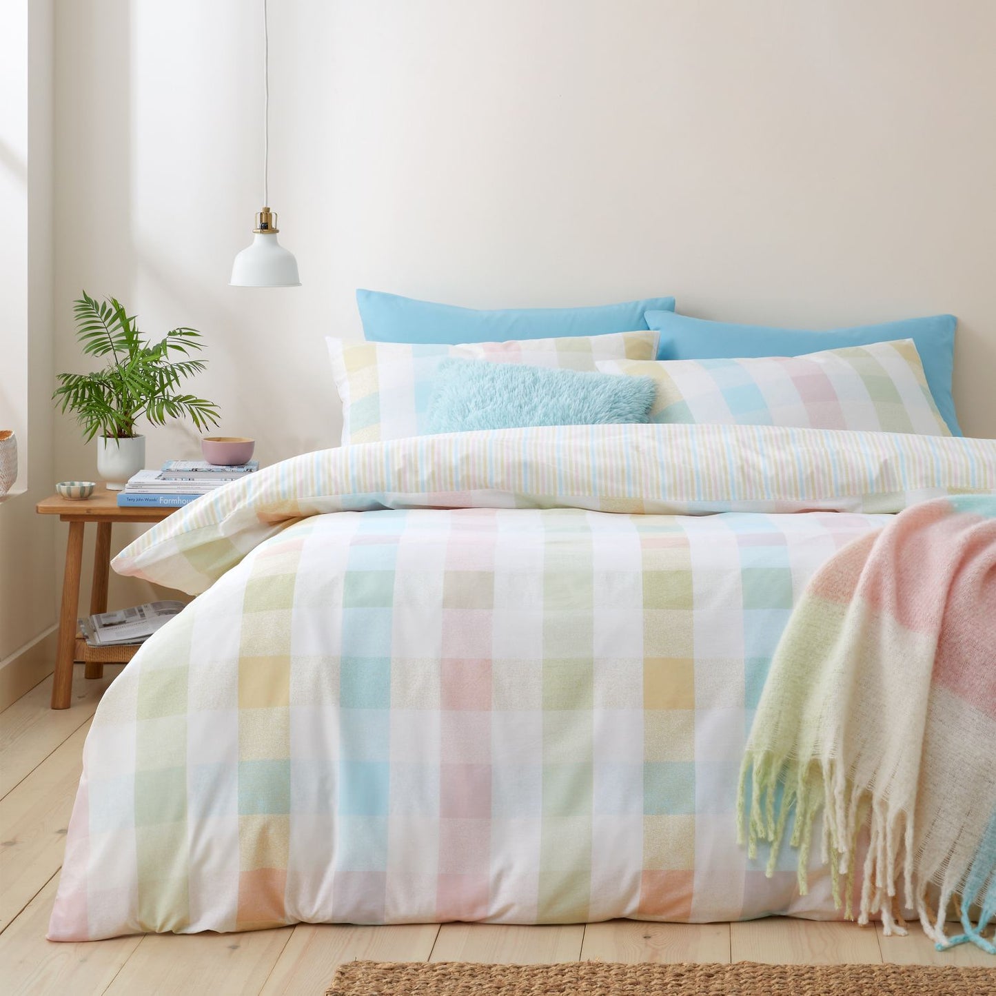 Catherine Lansfield Pastel Spring Check Reversible Duvet Set