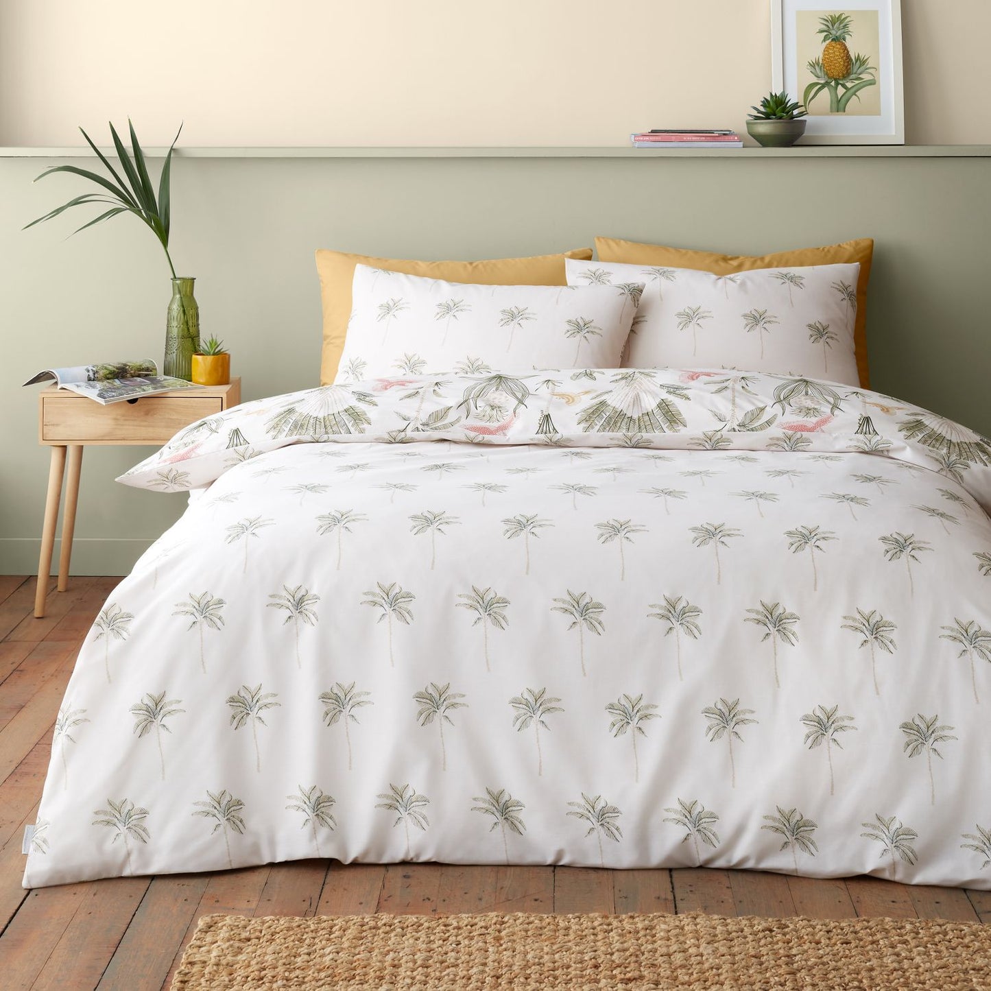 Catherine Lansfield Natural Paradiso Palm Reversible Duvet Set