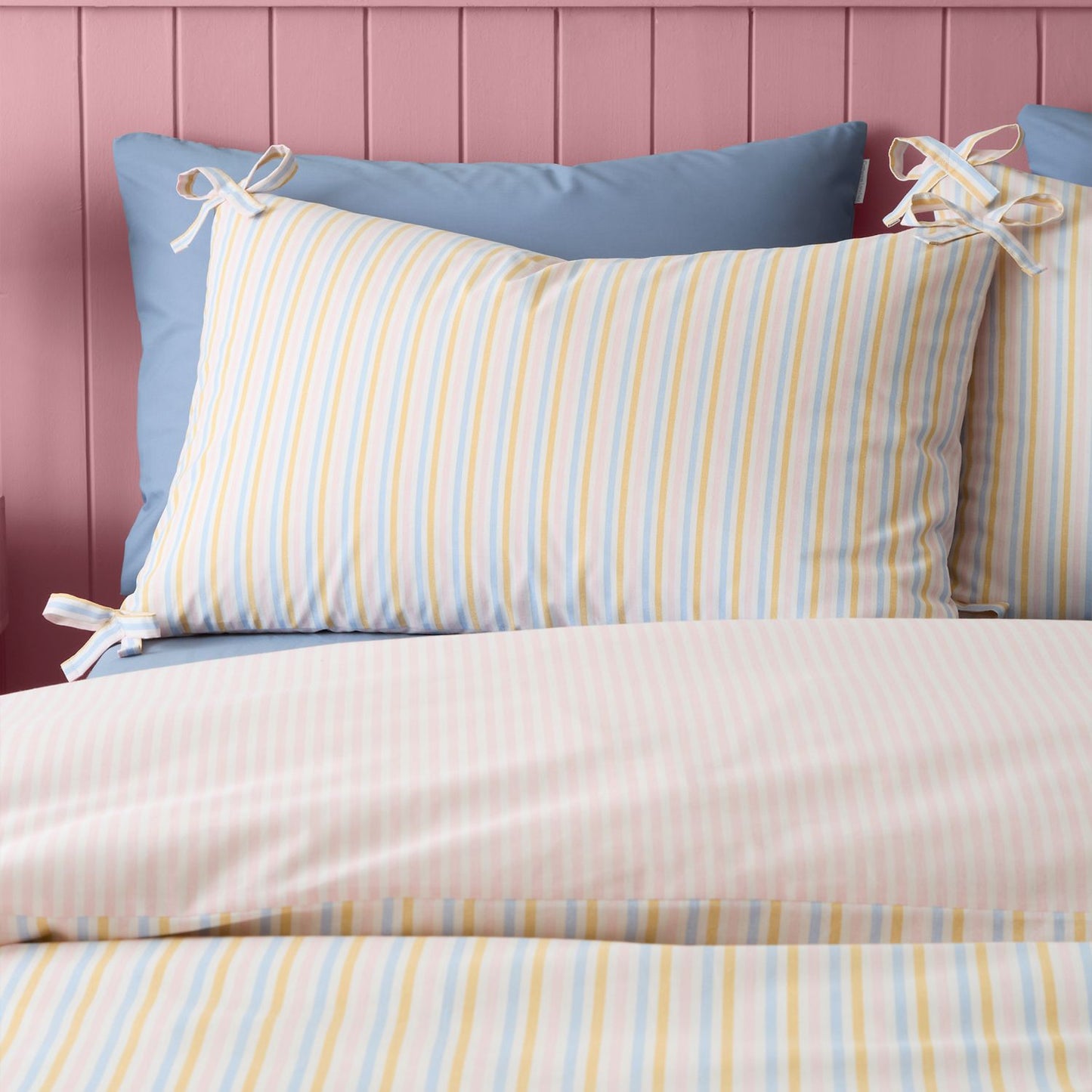 Catherine Lansfield Brighton Stripe Pastel Bow Trim Duvet Set