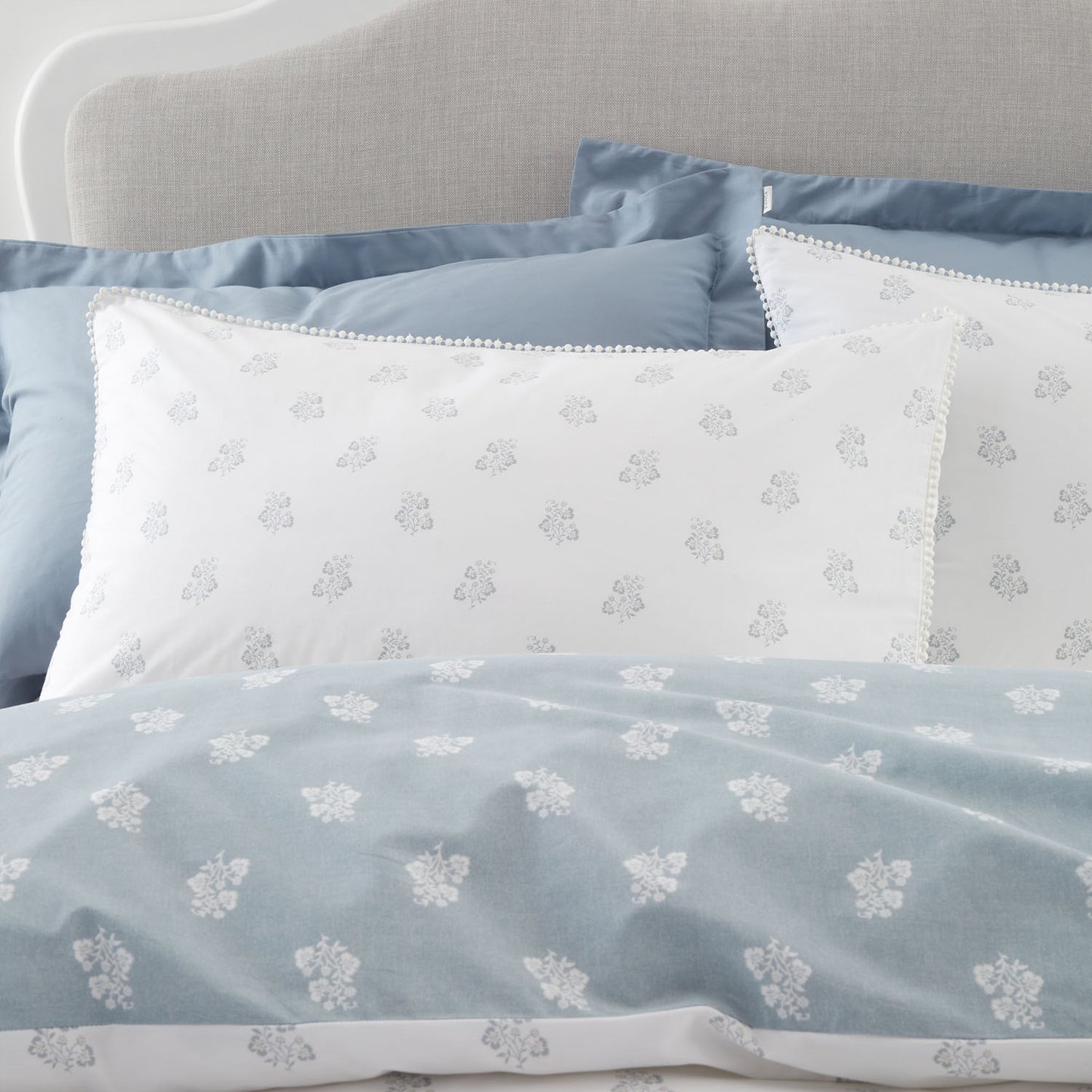 Bianca Esme Floral White 200TC Cotton Reversible Duvet Set