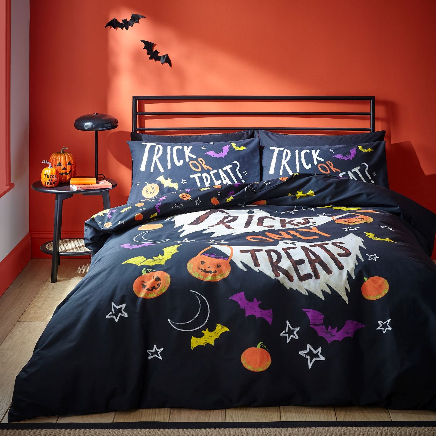 Catherine Lansfield Halloween Trick or Treat Reversible Duvet Set