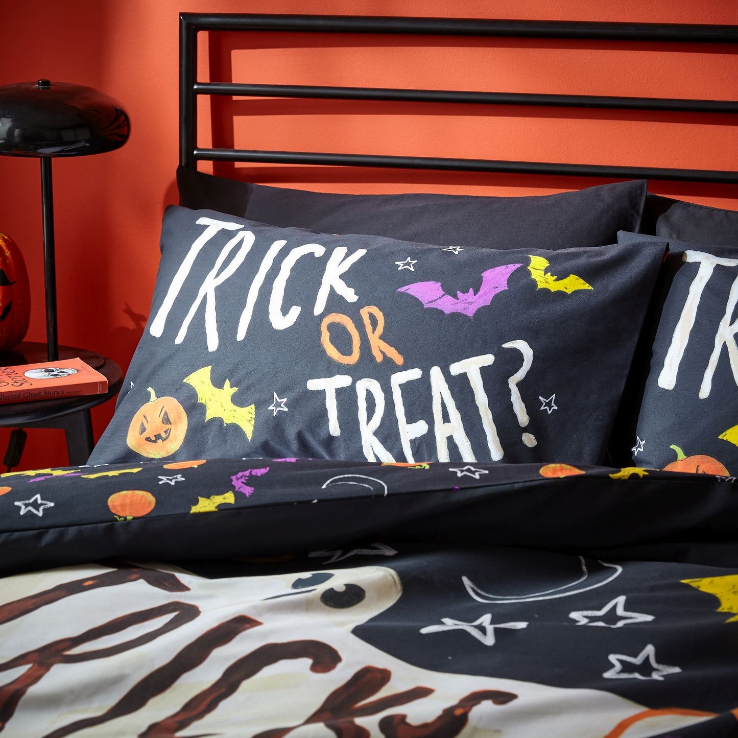 Catherine Lansfield Halloween Trick or Treat Reversible Duvet Set