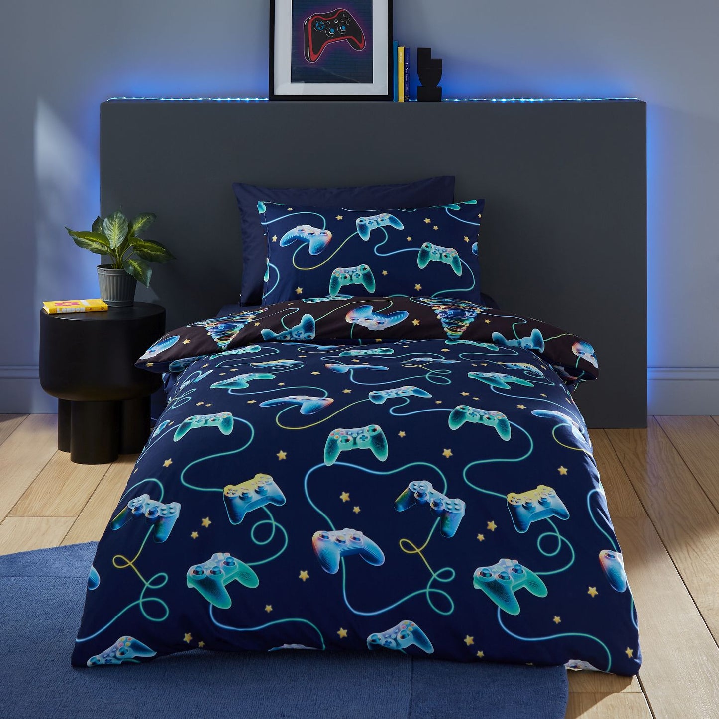 Catherine Lansfield Christmas Gamer So Soft Reversible Duvet Set