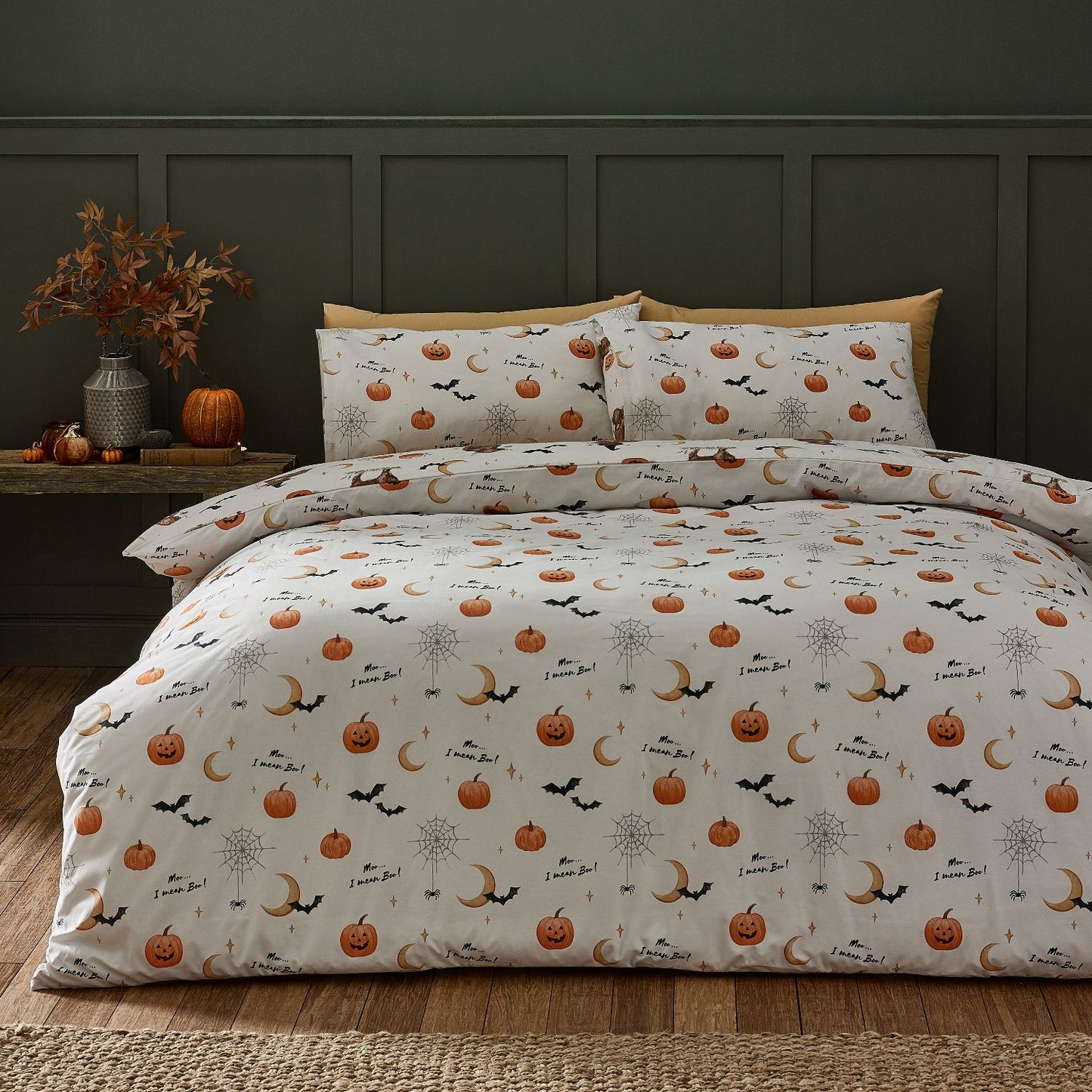 Catherine Lansfield Halloween Highland Cow Reversible Duvet Set