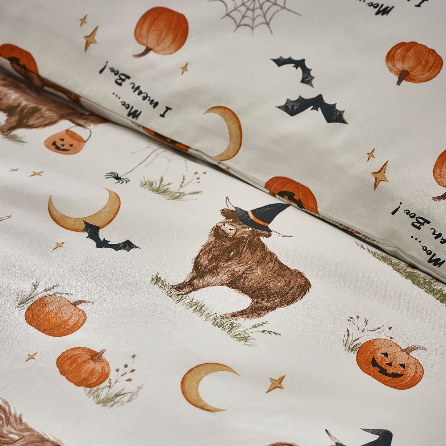 Catherine Lansfield Halloween Highland Cow Reversible Duvet Set