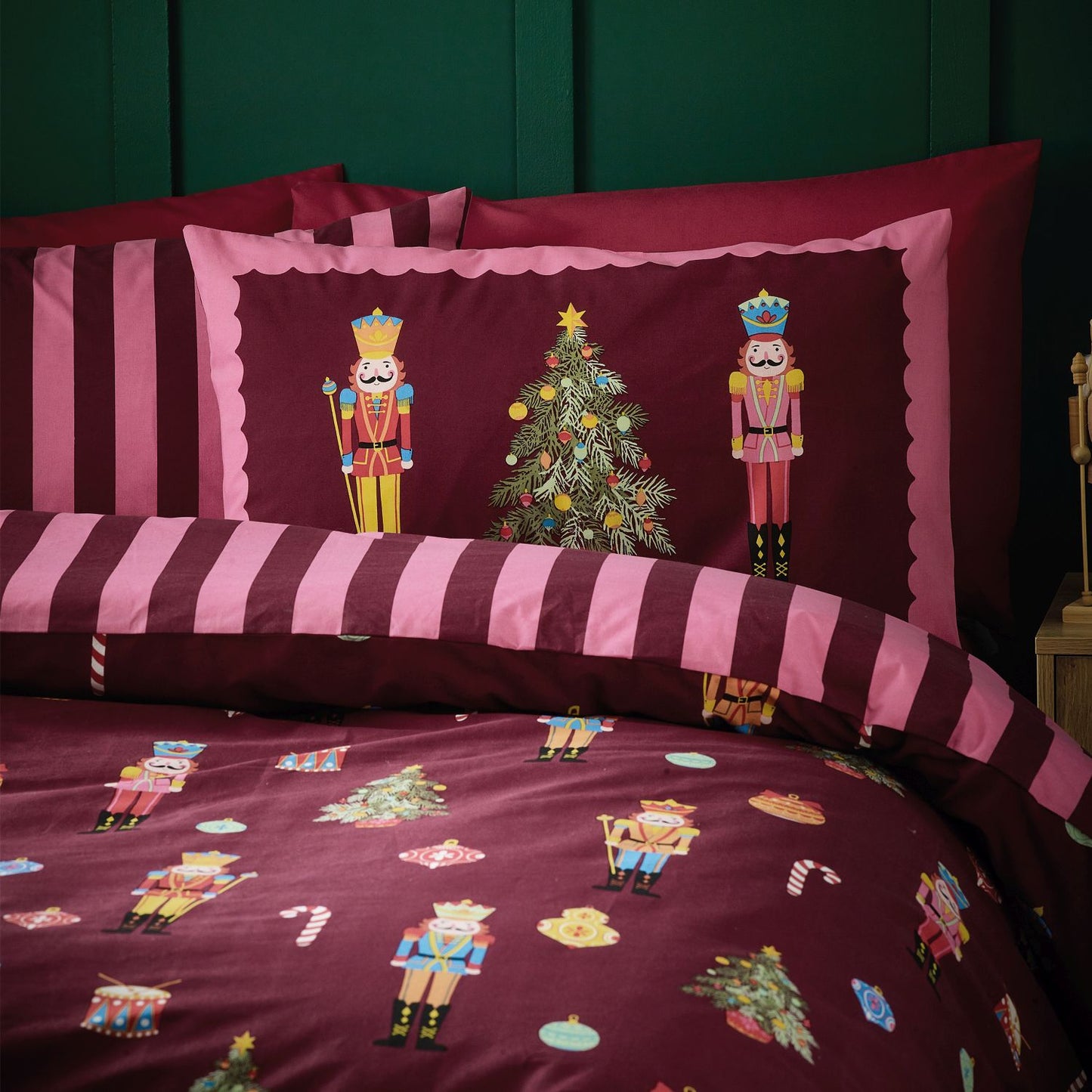 Catherine Lansfield Christmas Nutcracker Plum Stripe Reversible Duvet Set