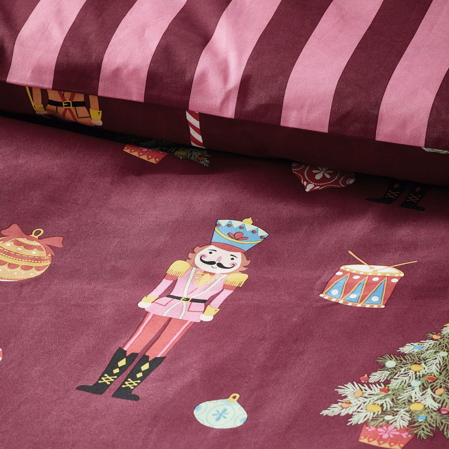Catherine Lansfield Christmas Nutcracker Plum Stripe Reversible Duvet Set