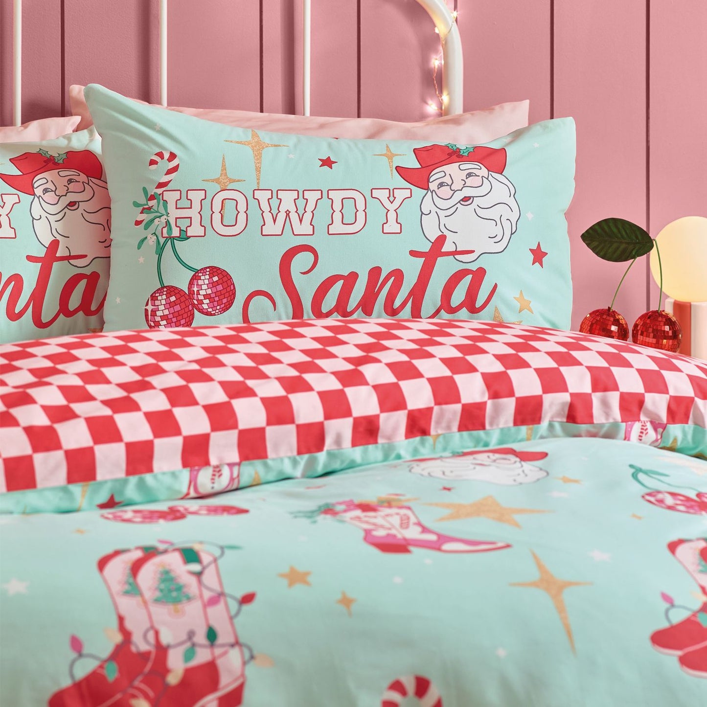 Catherine Lansfield Santa's Howdy Christmas Green Reversible Duvet Set