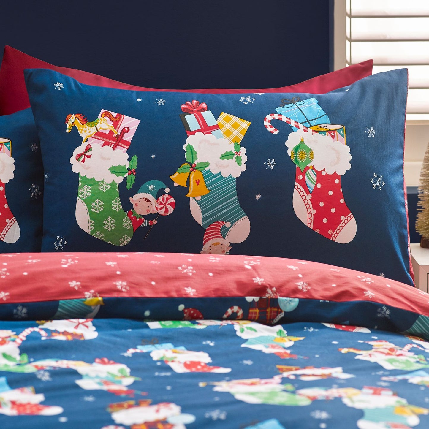 Catherine Lansfield Christmas Elves Navy Cotton Rich Duvet Set