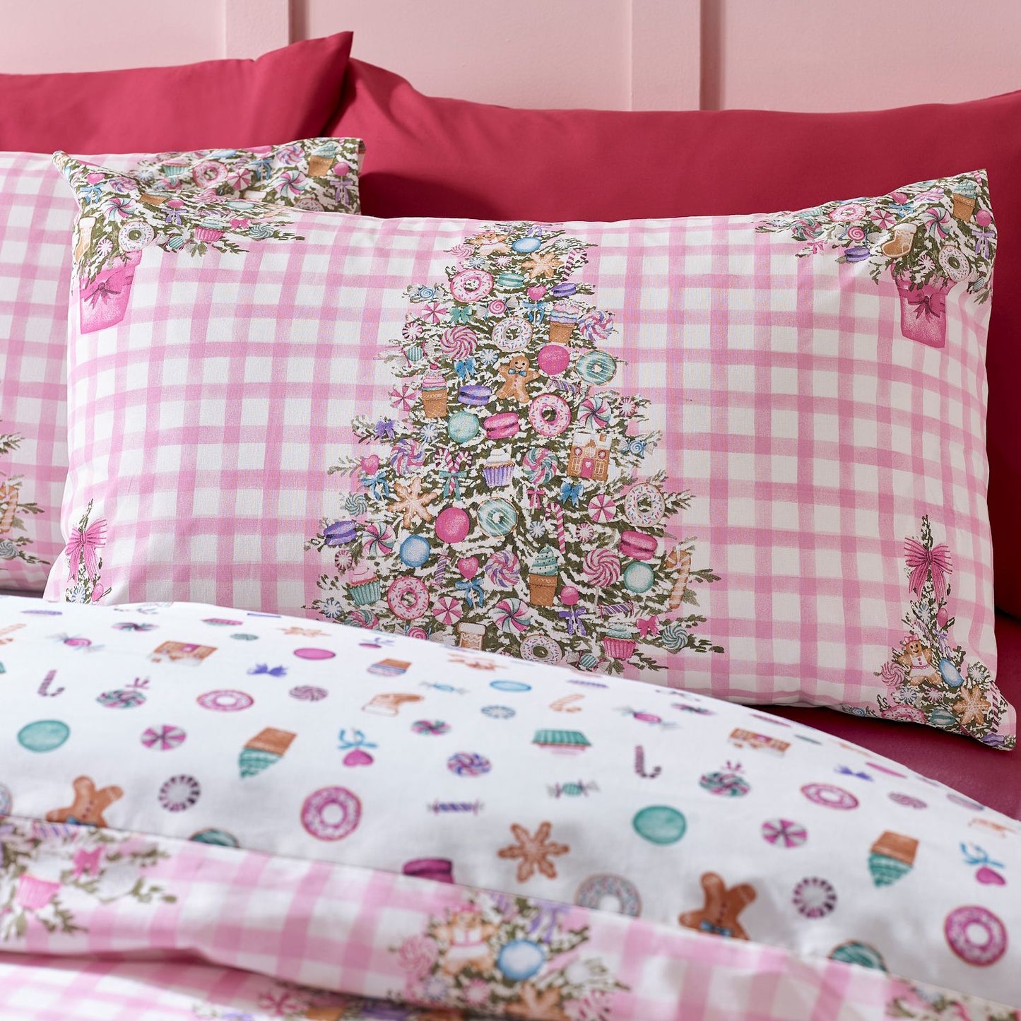 Catherine Lansfield Christmas Sweets and Treats Reversible Duvet Set