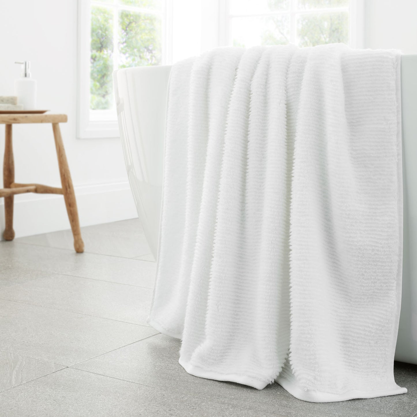 Bianca Soft Zero Twist Spa White Cotton Towels