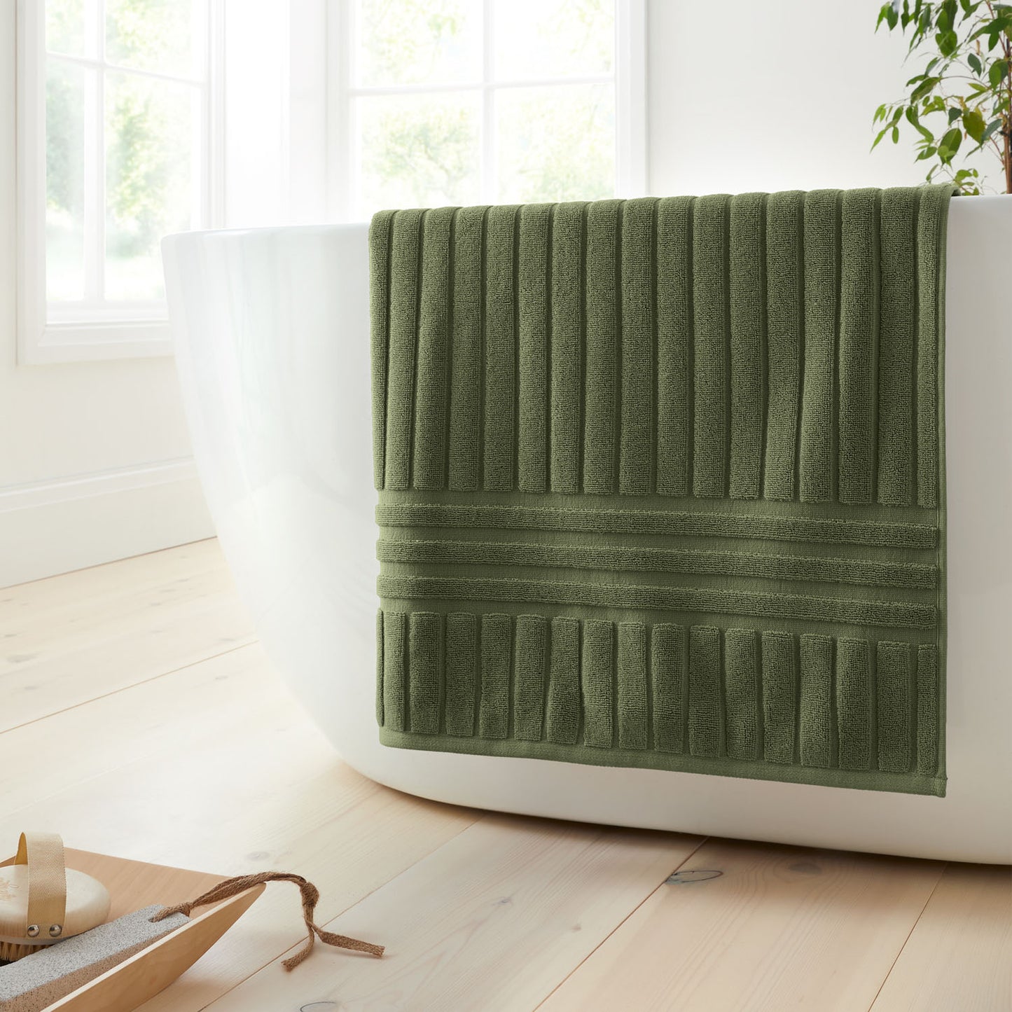 Bianca Hotel Cotton Olive Green Towels