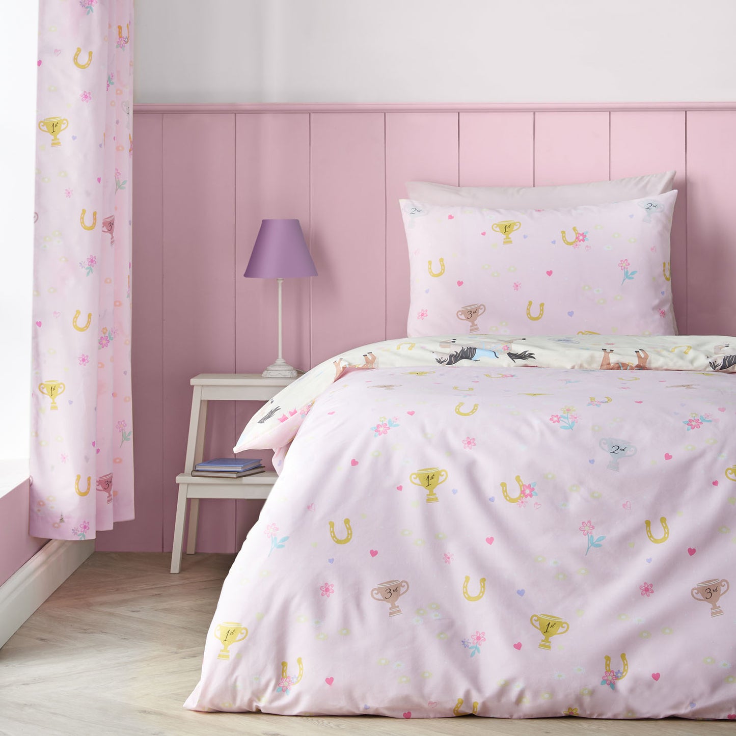 Catherine Lansfield Happy Horses Reversible Duvet Set