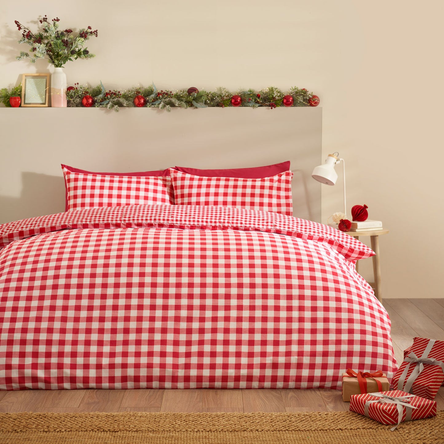 Catherine Lansfield Bamford Red Gingham Check Reversible Duvet Set